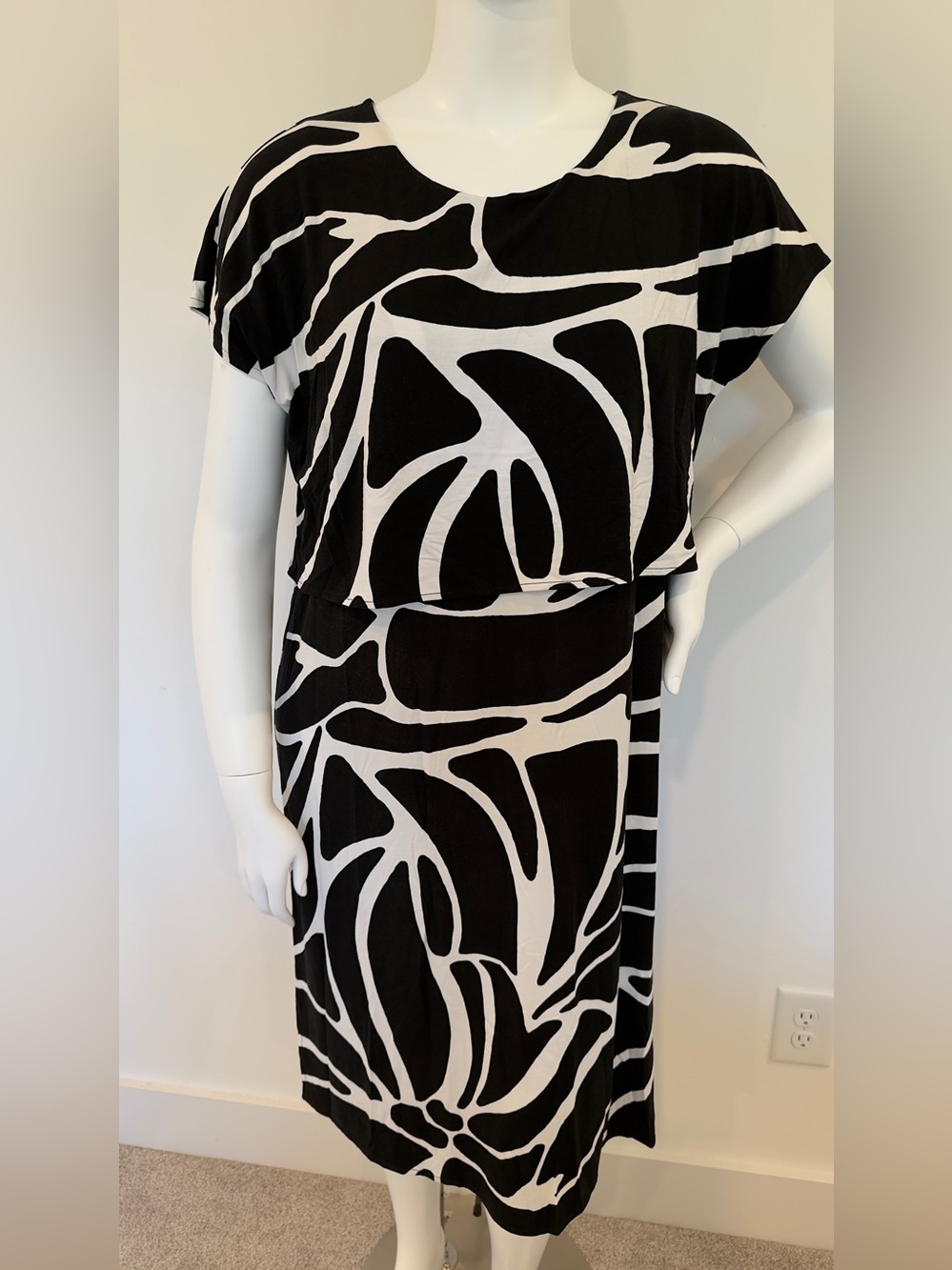 Chico’s Black & White Abstract Print Dress Size 3 XL XXL